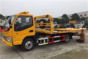 利津哪里有拖车服务